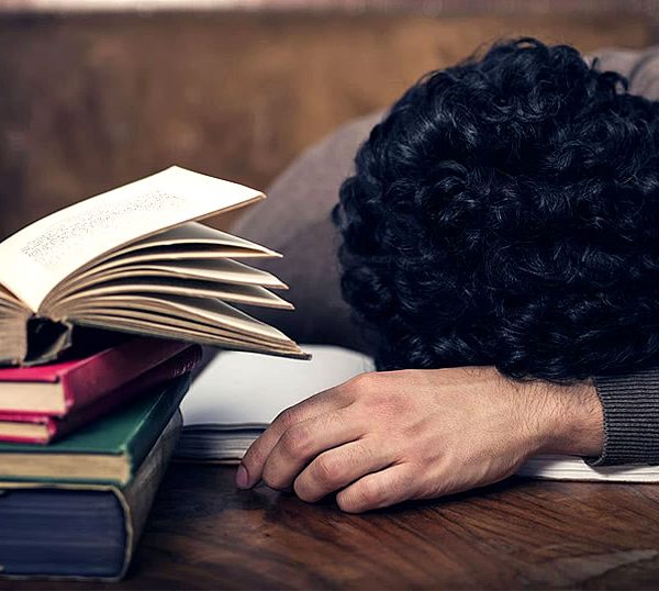 "Está cansado de estudar? Veja 5 dicas poderosas para recuperar o fôlego!"